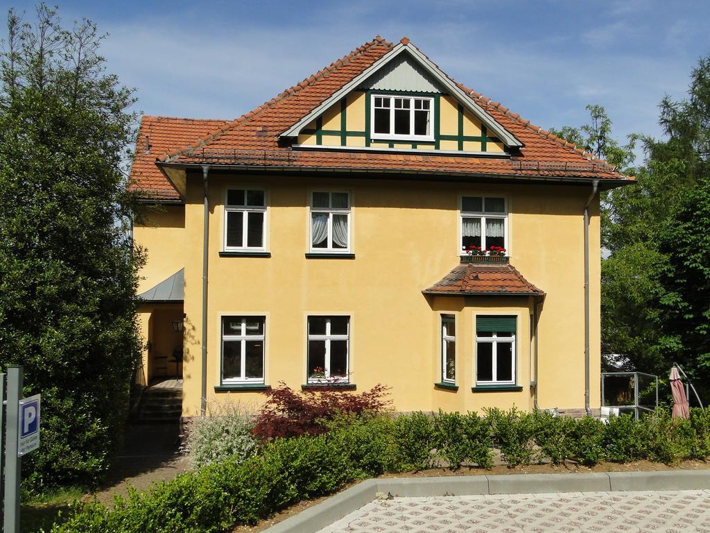 Pension Villa am Burgberg Waltershausen Exterior foto